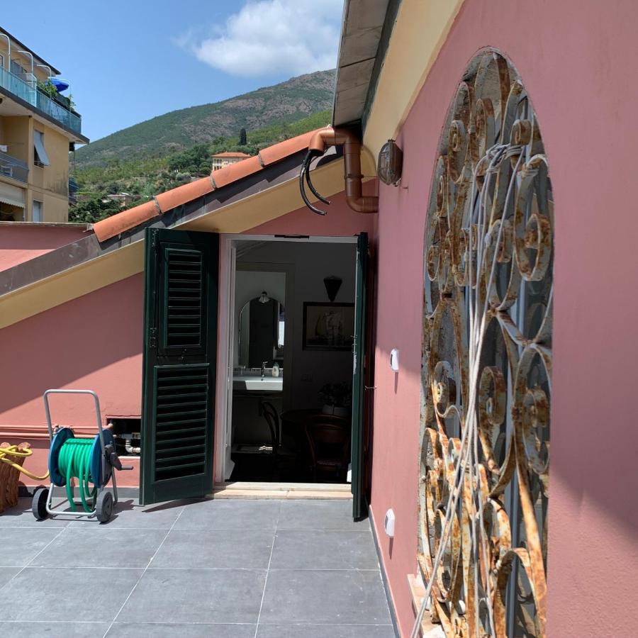 La Trabacca, Attico Nel Pieno Centro Di Levanto Buitenkant foto