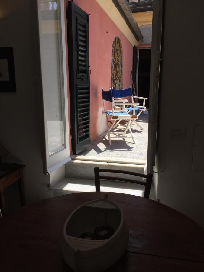 La Trabacca, Attico Nel Pieno Centro Di Levanto Buitenkant foto